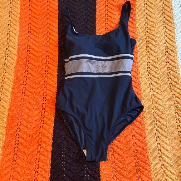 1980s Black and bronze stripe one piece full coverage swim suit - made in canada - Picture 13 of 13